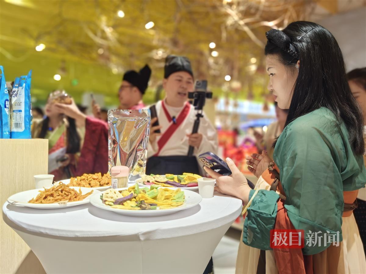 从美味蟠龙菜到"荆味"风干鸡,这一周都能在湖北农展品尝荆门优质农产品